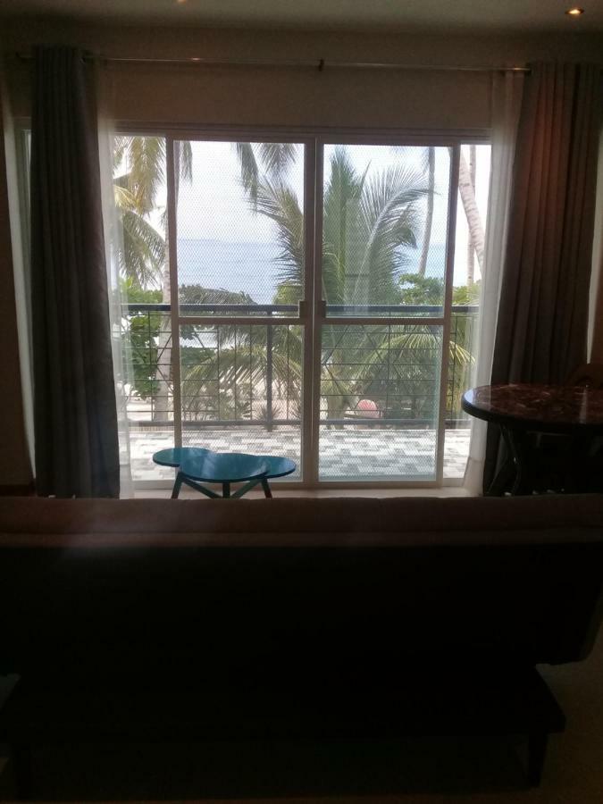 D & B Bluestar Beach Resort Panglao Dış mekan fotoğraf