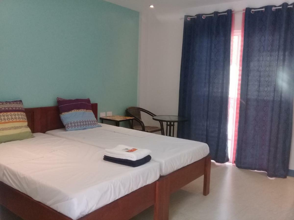 D & B Bluestar Beach Resort Panglao Dış mekan fotoğraf